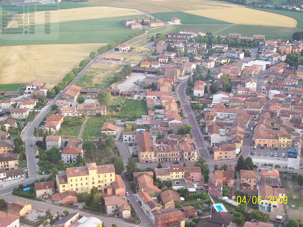 Foto aerea di Buscoldo (Mulino e Teatro)